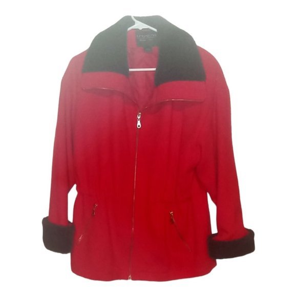 Red Winter Coat Jacket with Faux Fur‎ Collar - Picture 4 of 8
